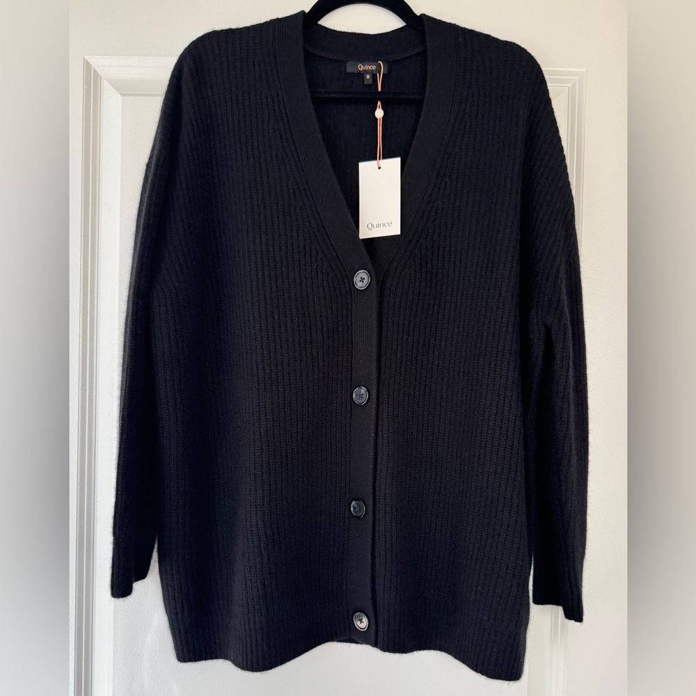 NWT! QUINCE Mongolian Cashmere Oversized
Boyfriend Cardigan Sweater Black Small - Picture 11 of 13